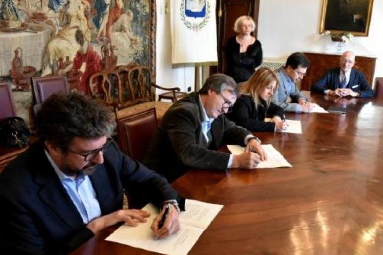 Firmata la convenzione per la sicurezza urbana (foto: Comune di Venezia)